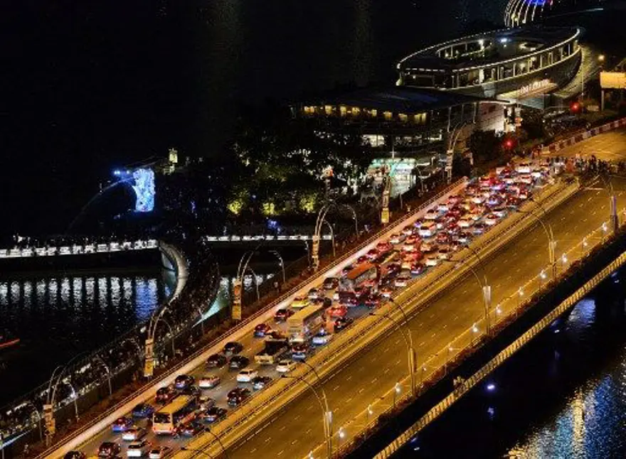 SİNGAPUR 25