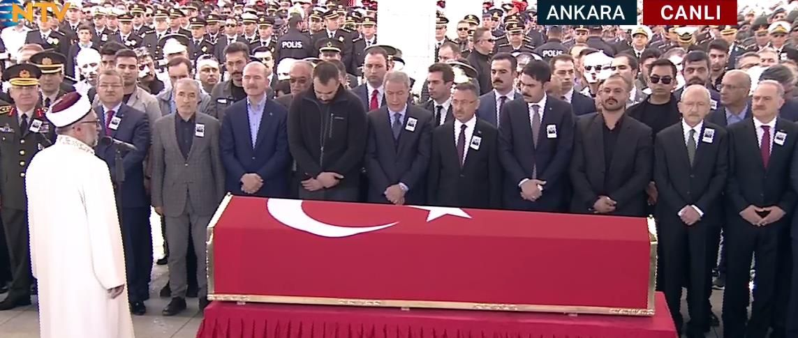Şehit Yüzbaşı Özdemir'e veda