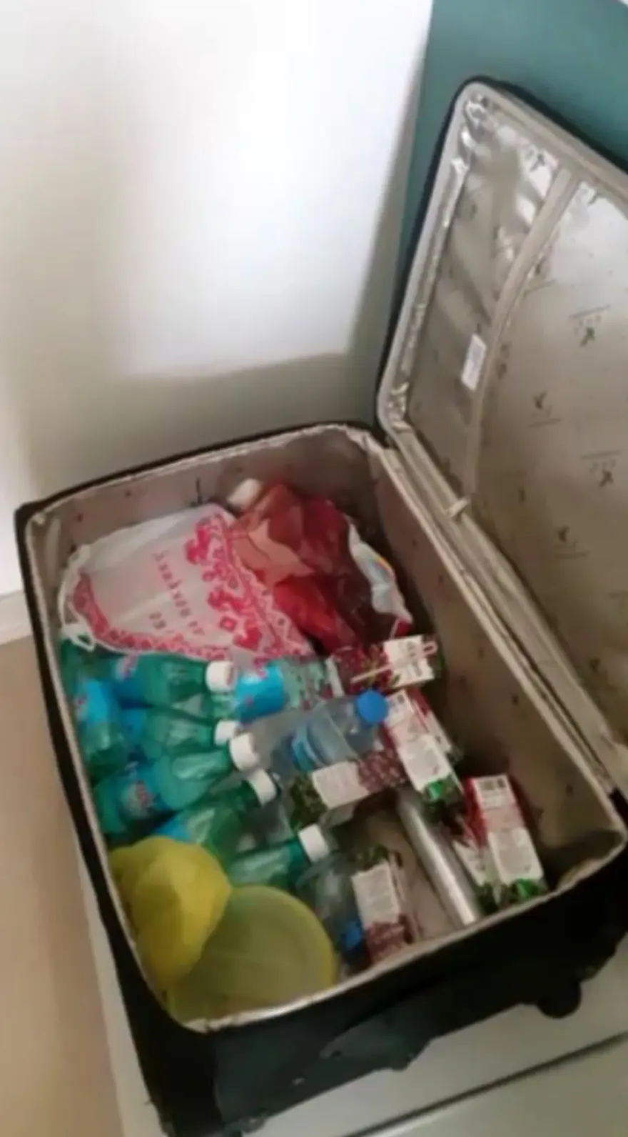 ÇATAL BIÇAK SETİ BİLE ALDILAR 