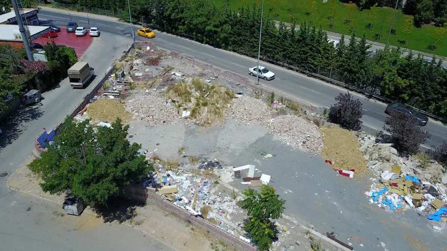 Ataşehir'de mahalle ortasında 'korku alanı' 