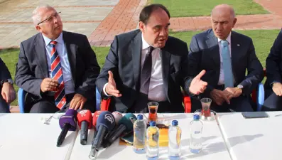 Yıldırım Demirören: 11 yerine 8 yabancıyla sahalara çıkılsın