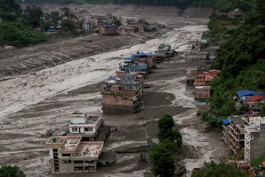 Nepal'deki sel felaketinin faturası 5 milyar dolara yaklaştı Nepal'deki sel felaketinin faturası 5 milyar dolara yaklaştı