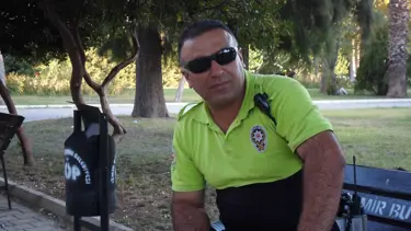 Kahraman polis için Fethi Sekin için anıt heykel yarışması