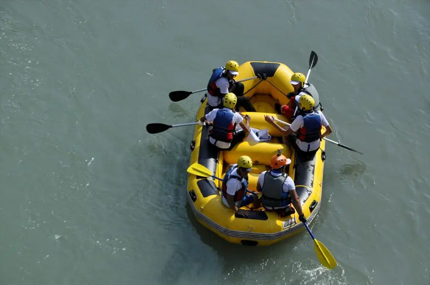 Hakkari'nin Zap Deresi'nde rafting heyecanı 11 Hakkari'nin Zap Deresi'nde rafting heyecanı 11