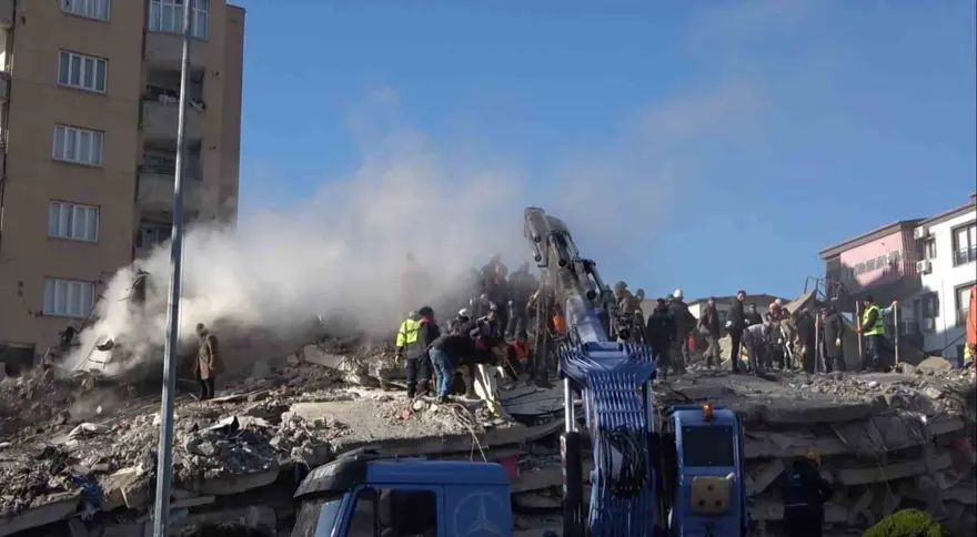 105 kişinin öldüğü Bilge Sitesi davası: Dört sanığa 21'er yıl ve iki sanığa 8'er yıl hapis 