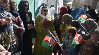 Afganistan'da her vilayete kadın vali yardımcısı atanacak