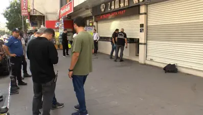 Güpegündüz cadde ortasında kuyumcu soymaya kalktılar