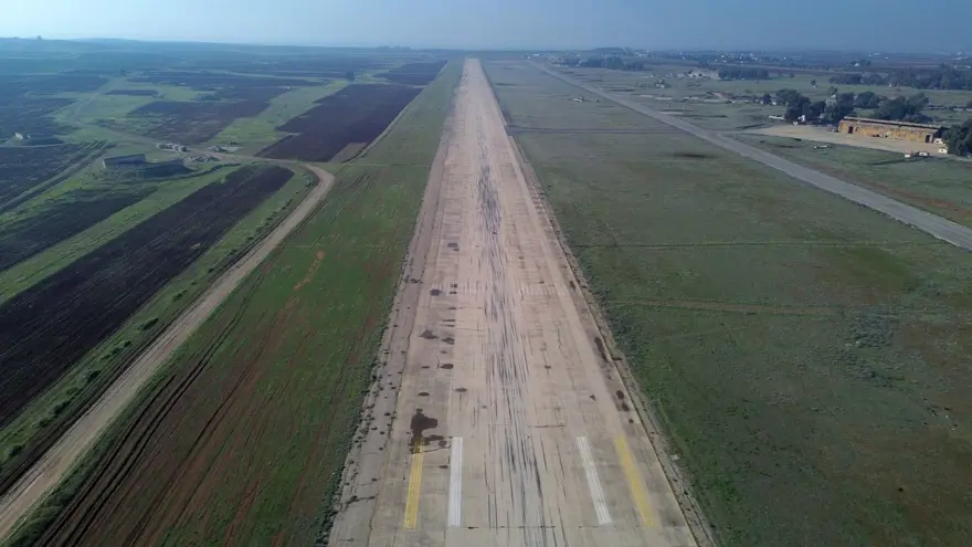 Esad'ın saldırılarda kullandığı uçaklar! Hama Hava Üssü görüntülendi 11 Esad'ın saldırılarda kullandığı uçaklar! Hama Hava Üssü görüntülendi 11