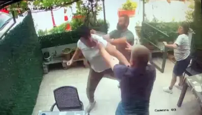 Hatalı park uyarısına dayak