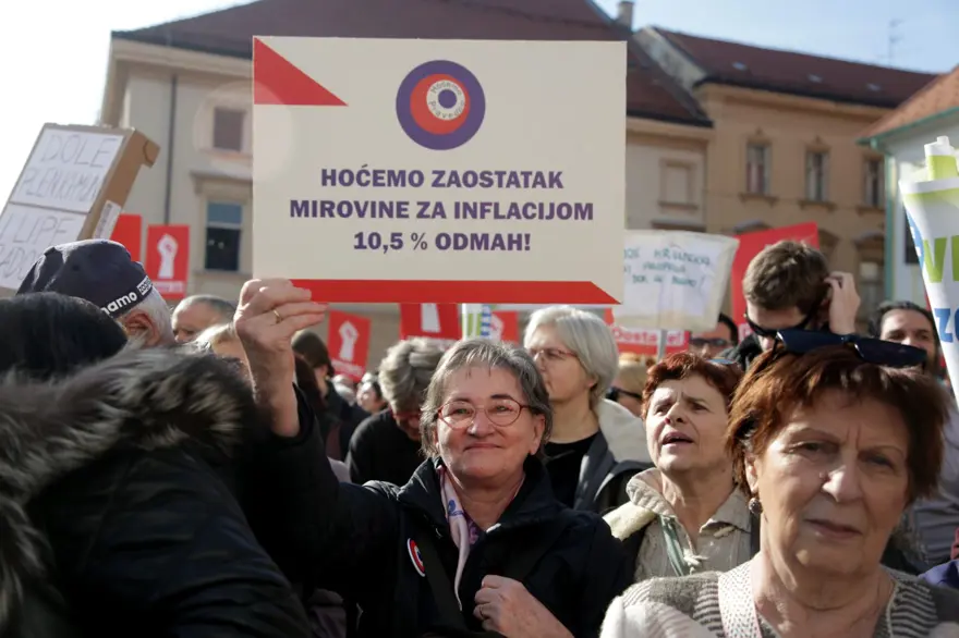 Hırvatistan'da halk erken seçim istiyor 2 Hırvatistan'da halk erken seçim istiyor 2