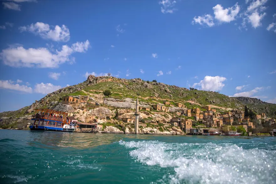 'Sakin şehir' Halfeti sessizliğe büründü 1 'Sakin şehir' Halfeti sessizliğe büründü 1