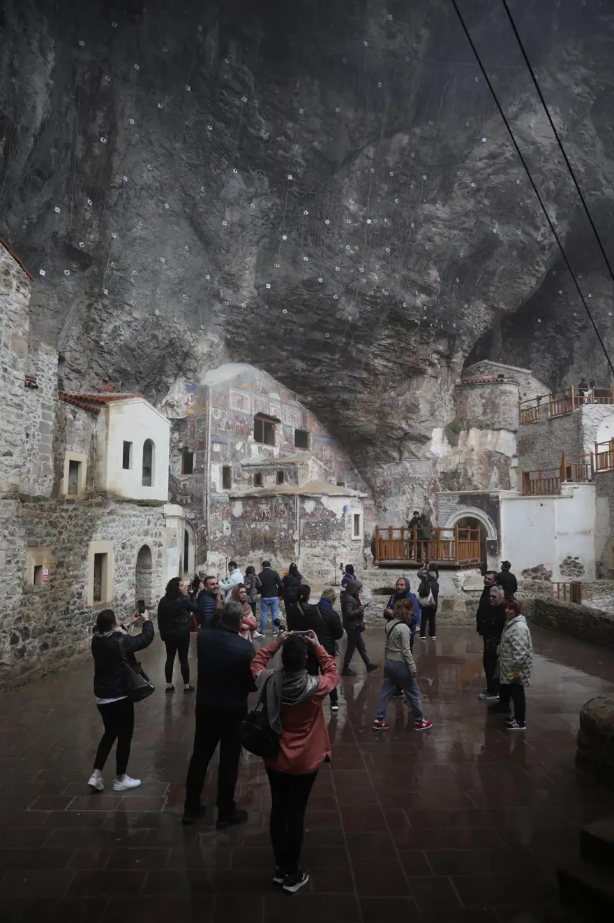 Sümela Manastırı’nda tüm alanlar ziyarete açıldı: Gizli şapele ulaşma çalışmaları sürüyor 9