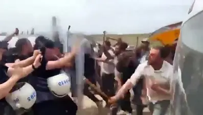 Kurban pazarında polise saldırı: 3 kişi tutuklandı