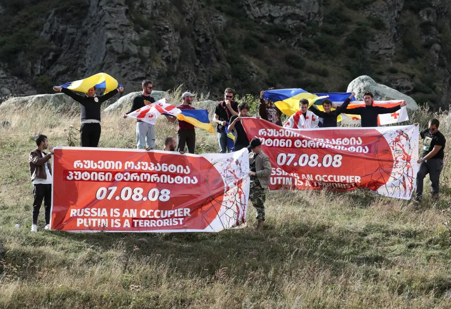 Putin'in seferberlik ilanından sonra Rusların Gürcistan'a akını sürüyor 5