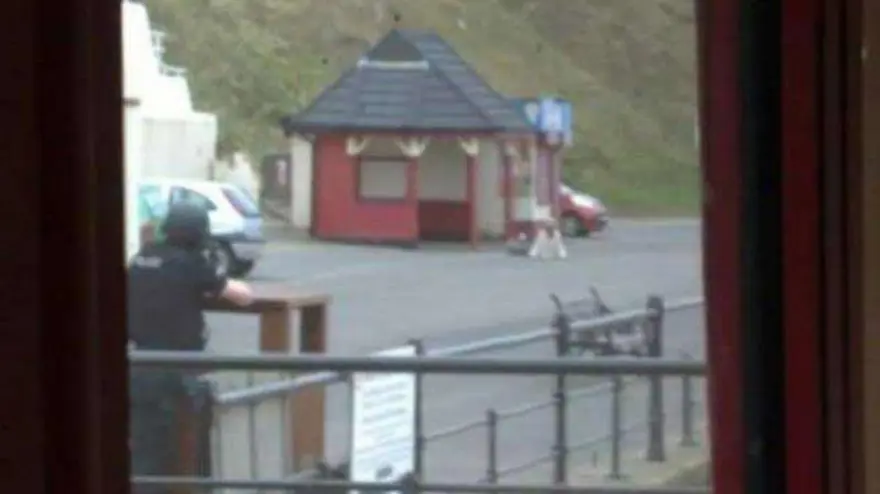 İngiltere'de canlı bomba paniği 3