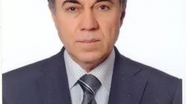 Profesör evinde ölü bulundu