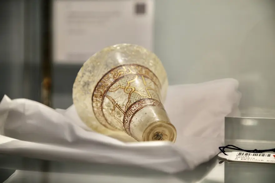 İngiltere'de satışa sunulacak Kanuni Sultan Süleyman portresinden ayrıntılar 7 İngiltere'de satışa sunulacak Kanuni Sultan Süleyman portresinden ayrıntılar 7