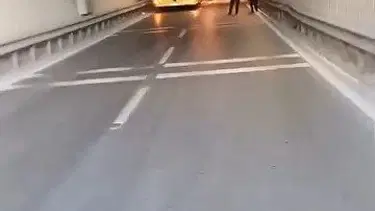 Beşiktaş'ta İETT otobüsü yandı: Yolcuları şoför tahliye etti