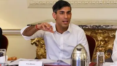 İngiliz Başbakanı Sunak’ın gelir beyanına ilişkin soruşturma başlatıldı