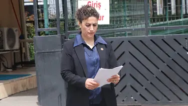 Muhtarın adına sahte hesap açıp mahalleliyi dolandırdılar