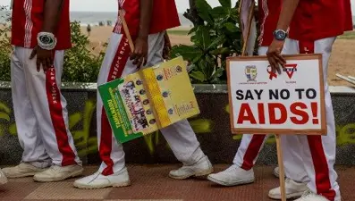 UNICEF: Her 100 saniyede 1 çocuk HIV oluyor