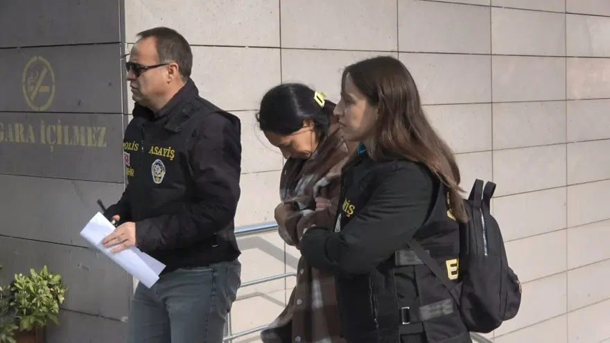 162 ayrı suç kaydı var! 291 yıl hapis cezası bulunan kadın Eskişehir’de yakalandı 4