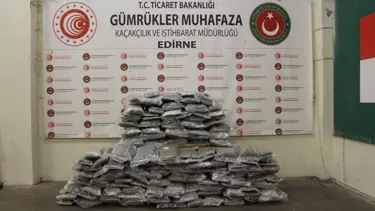 Kapıkule'de 95 milyon liralık 220 kilo esrar ele geçirildi