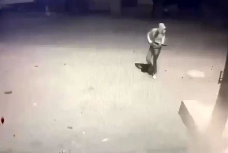 TÜFEKLİ SALDIRI KAMERADA 7 TÜFEKLİ SALDIRI KAMERADA 7