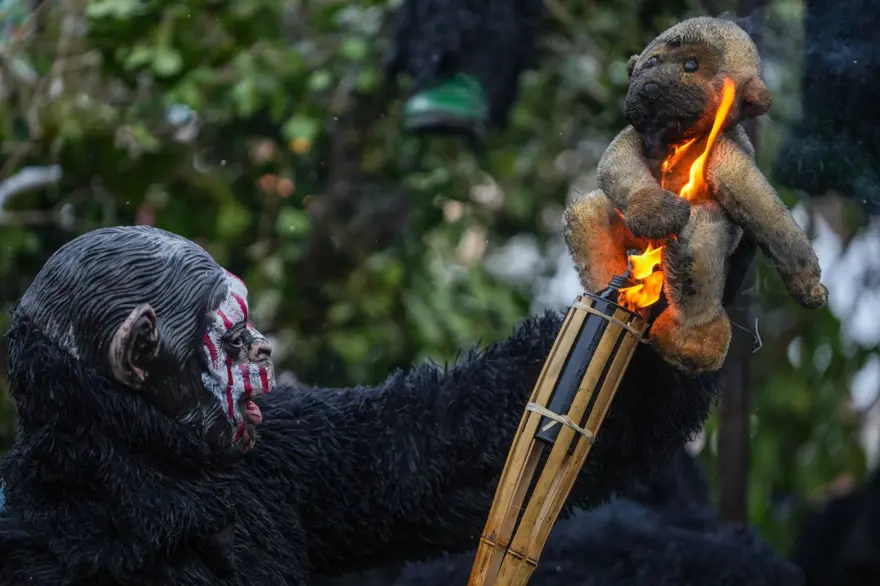 14 asırlık geleneğin görüntüleri damga vurdu: Maske ve kostümler; işte Vevçani Karnavalı 13