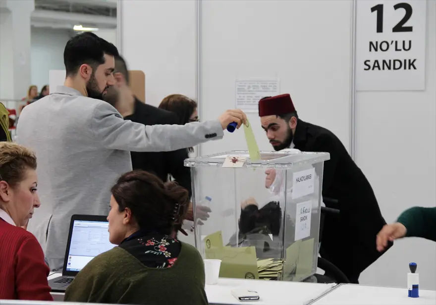 Yurt dışında oy verme işlemi sona erdi 16