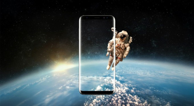 Samsung'un sonsuz ekranlı Galaxy S8 tanıtımı