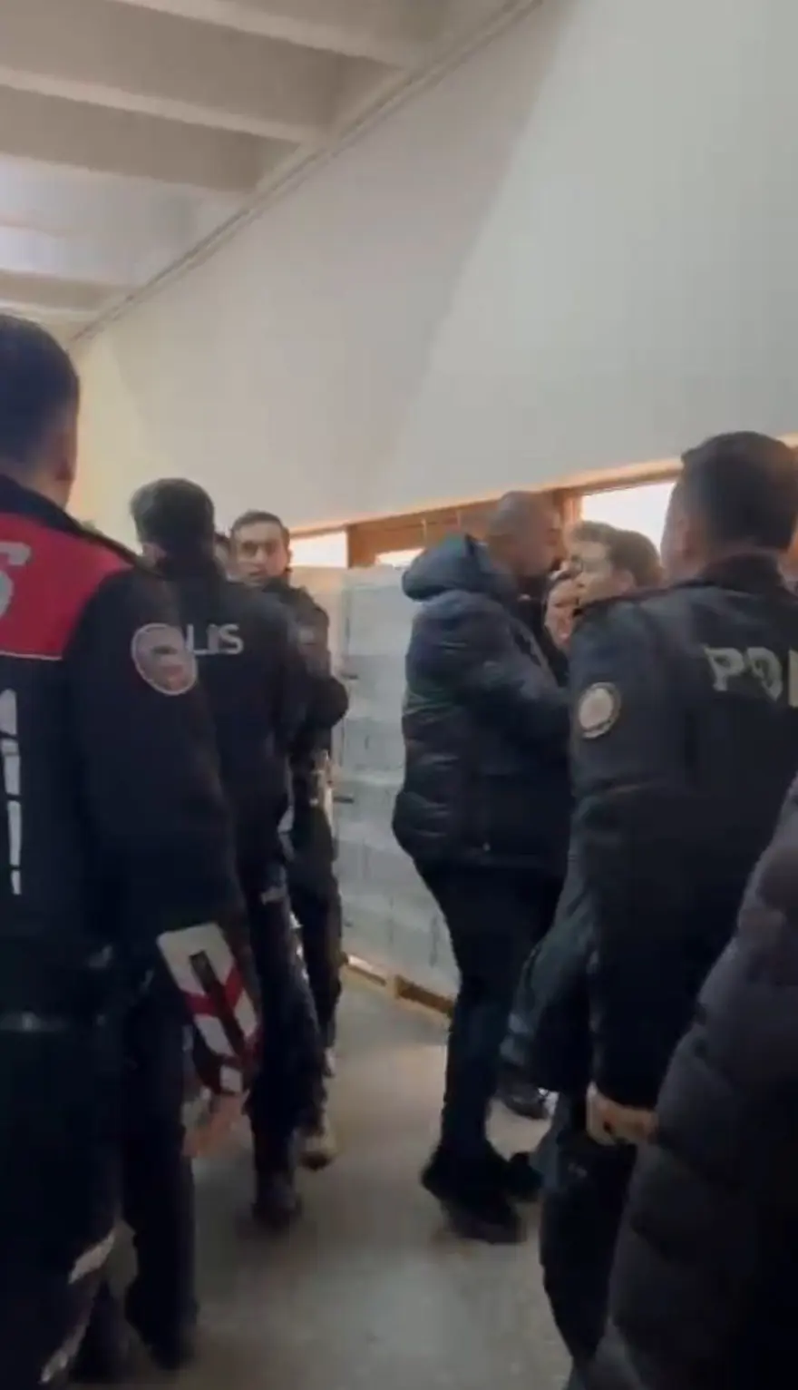 Bursa Adliyesi'nde silahlı saldırı: 2 ölü 1