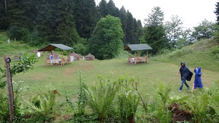 Türk oba kültürünün yaşatıldığı kamp alanına turist ilgisi 10