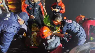 Rize’de bir araç uçuruma yuvarlandı: 2 yaralı