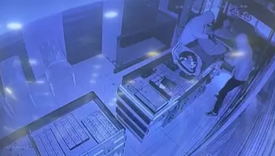 İstanbul'da 1 dakikada 7 milyon TL'lik soygun kamerada