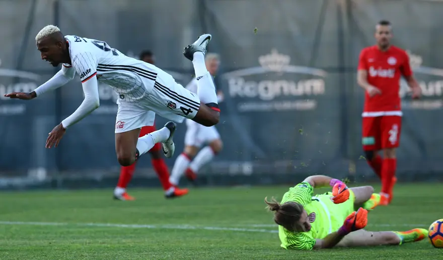 Antalya'da Beşiktaş'tan tatsız prova! 17