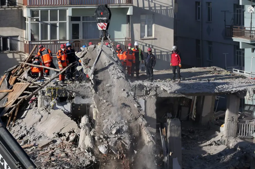 Elazığ deprem bölgesinden son görüntüler 1 Elazığ deprem bölgesinden son görüntüler 1