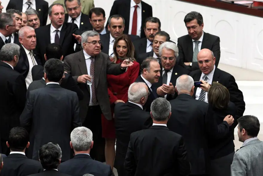 CHP işgali! 9