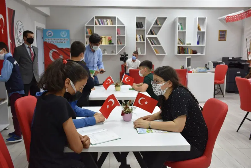 Trabzon'da Şehit Eren Bülbül Kütüphanesi açıldı 5 Trabzon'da Şehit Eren Bülbül Kütüphanesi açıldı 5
