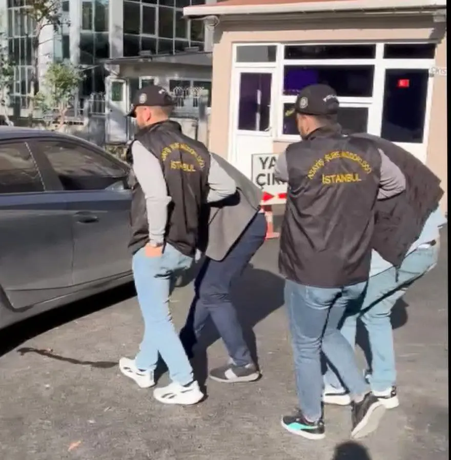 İETT otobüsünü çalıp satmaya kalkıştılar: Takip sistemiyle yakalandılar! 6