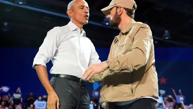 Eminem, Harris'e destek verdi: Obama rap yaptı