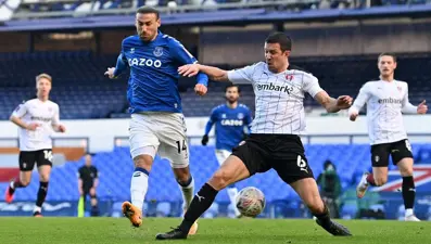 Cenk Tosun, Everton'a veda etti