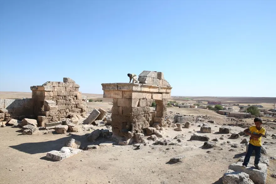 Şuayb Antik Kenti, surları ve dehlizleriyle ilgi çekiyor 2