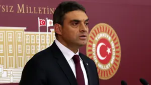 Umut Oran kurultay çağrısı yaptı, başkan adaylığını açıkladı Umut Oran kurultay çağrısı yaptı, başkan adaylığını açıkladı