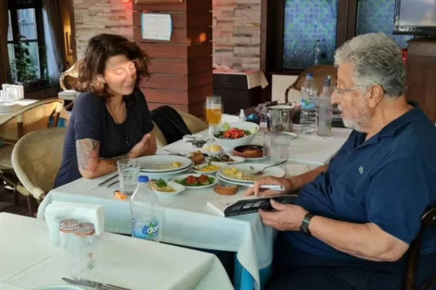 Metin Akpınar’ın kızı Duygu Nebioğlu: Teşekkür bile etmedi 1