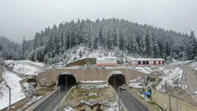 Nisan ayında kar sürprizi: Ilgaz Dağı beyaz örtüyle kaplandı