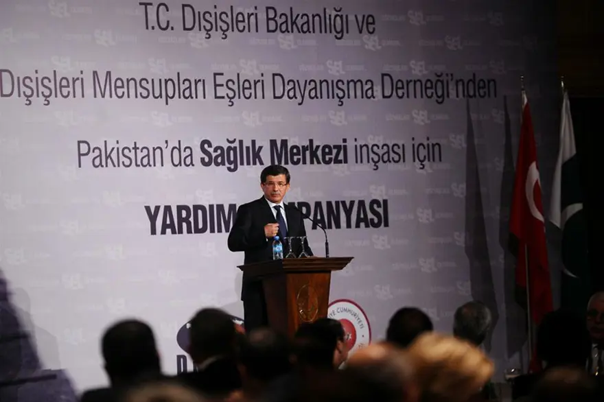 Sare Davutoğlu Pakistan gönüllüsü 