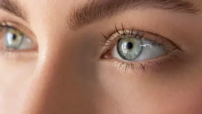 Bilim insanları açıkladı: Mavi gözler gerçekte "mavi" değil