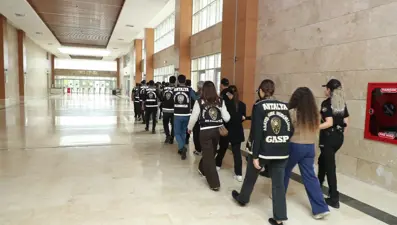 Antalya'da masaj salonlarına operasyon: 42 milyon TL'yi aşan mal varlığına el konuldu