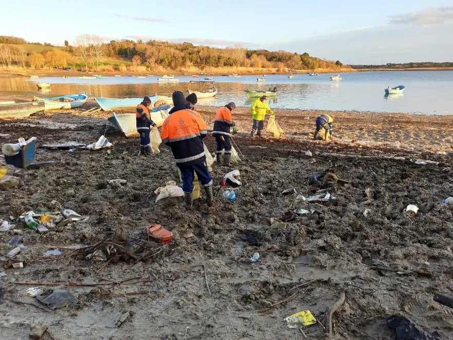 İstanbul'da baraj havzalarından 40 ton atık çıktı 